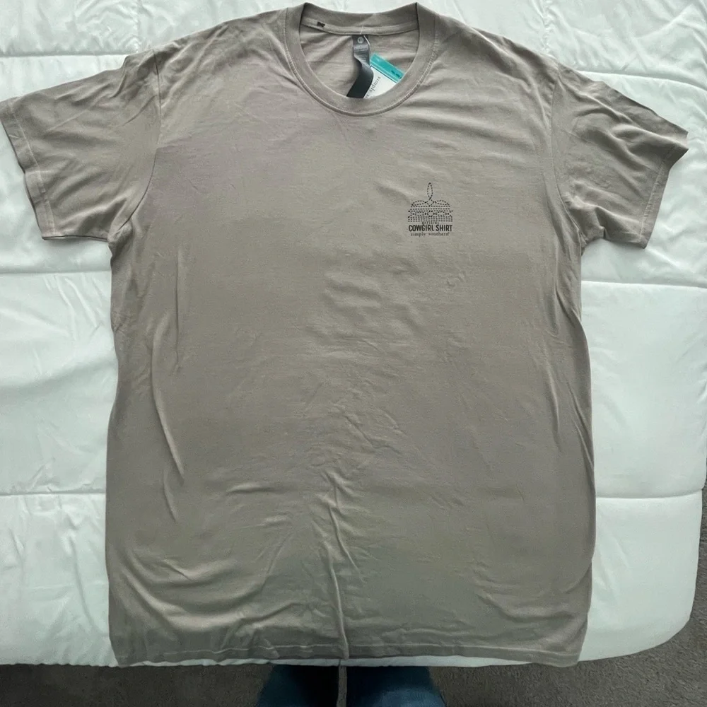 Simply Southern “Official Cowgirl Shirt”. Size XLarge. Grey - Picture 2 of 3